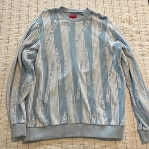 Supreme sweater size XL. Light blue and white colors